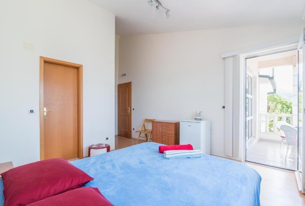 Studio Apartment เบรลา ห้อง รูปภาพ