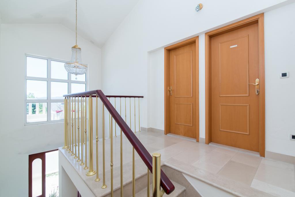 Studio Apartment เบรลา ภายนอก รูปภาพ