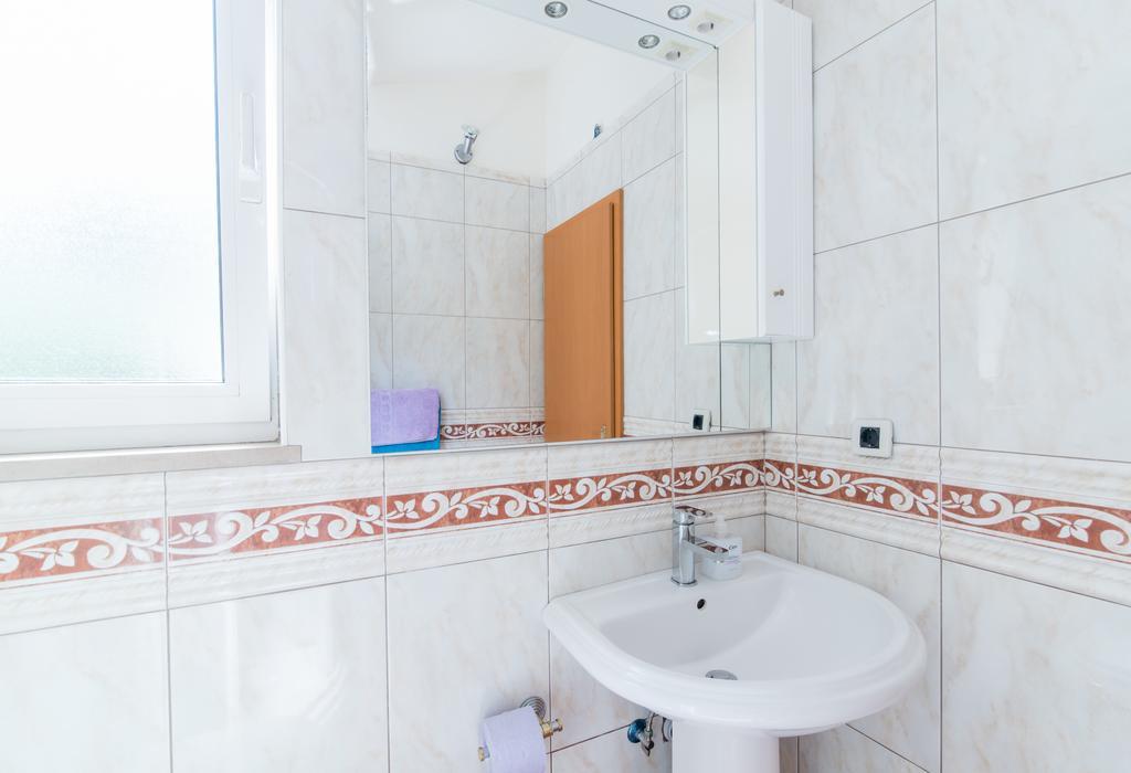 Studio Apartment เบรลา ภายนอก รูปภาพ